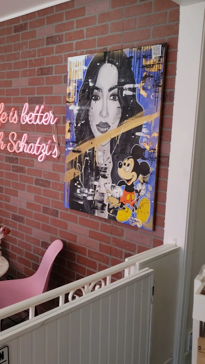 Schatzi's Bakery & Café-2