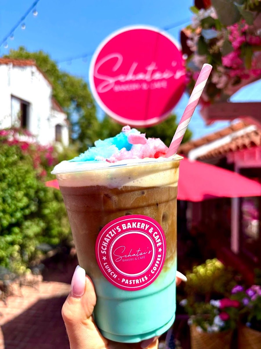 Schatzi's Bakery & Café-4